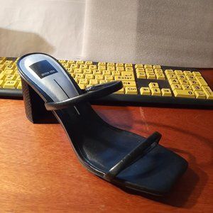 NEW ! Dolce Vita Noles Block Heel Sandal Black Size 9